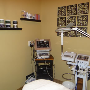 The Walk Of Coral Springs - Hair Color Concepts